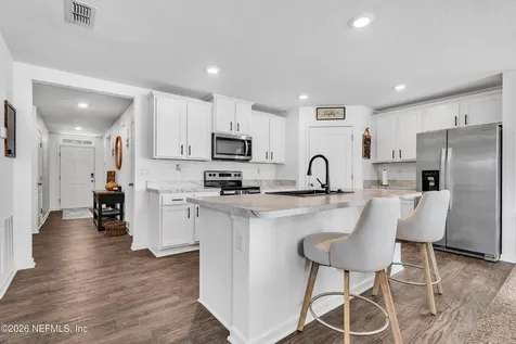 2437 Falling Star Lane Green Cove Springs FL 32043