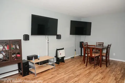 2453 Wilmont Avenue Jacksonville FL 32218