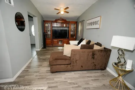 2453 Wilmont Avenue Jacksonville FL 32218