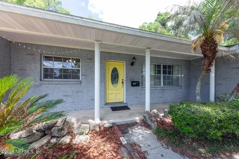 4541 Praver Drive N Jacksonville FL 32217
