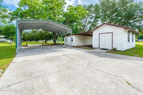 7961 SW County Road 225 Starke FL 32091