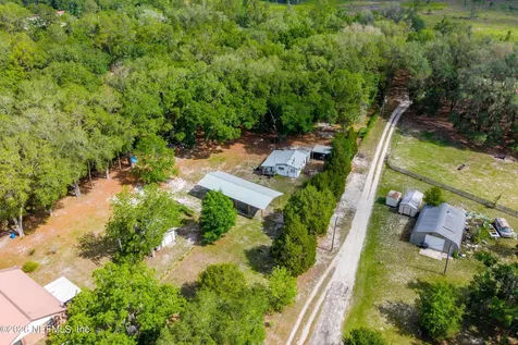7961 SW County Road 225 Starke FL 32091
