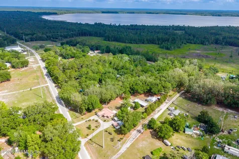 7961 SW County Road 225 Starke FL 32091