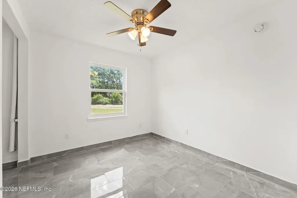 4212 Pointe Haven Drive N Jacksonville FL 32218