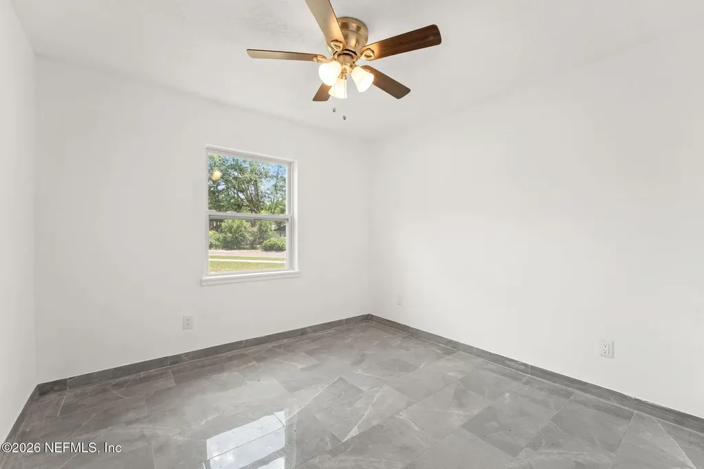 4212 Pointe Haven Drive N Jacksonville FL 32218