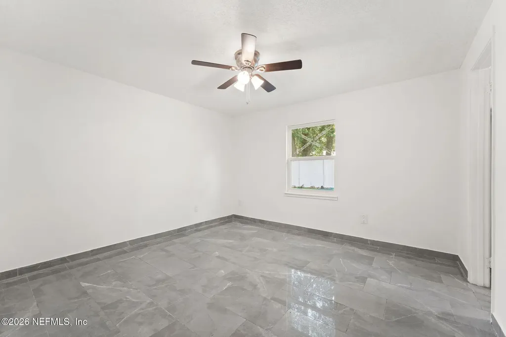 4212 Pointe Haven Drive N Jacksonville FL 32218