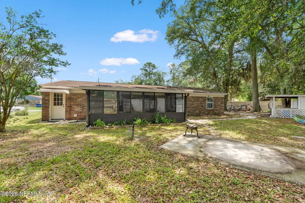 4212 Pointe Haven Drive N Jacksonville FL 32218