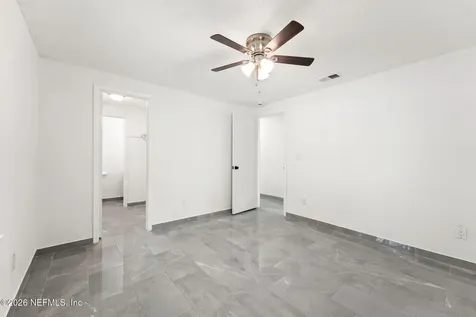 4212 Pointe Haven Drive N Jacksonville FL 32218