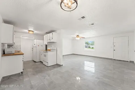 4212 Pointe Haven Drive N Jacksonville FL 32218