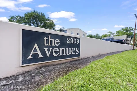 2909 St Johns Avenue Jacksonville FL 32205