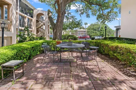 2909 St Johns Avenue Jacksonville FL 32205
