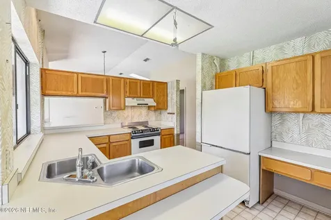 2020 Indian Springs Drive Jacksonville FL 32246