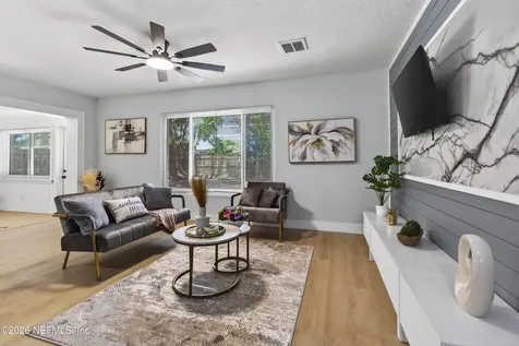 3653 Pizarro Road Jacksonville FL 32217