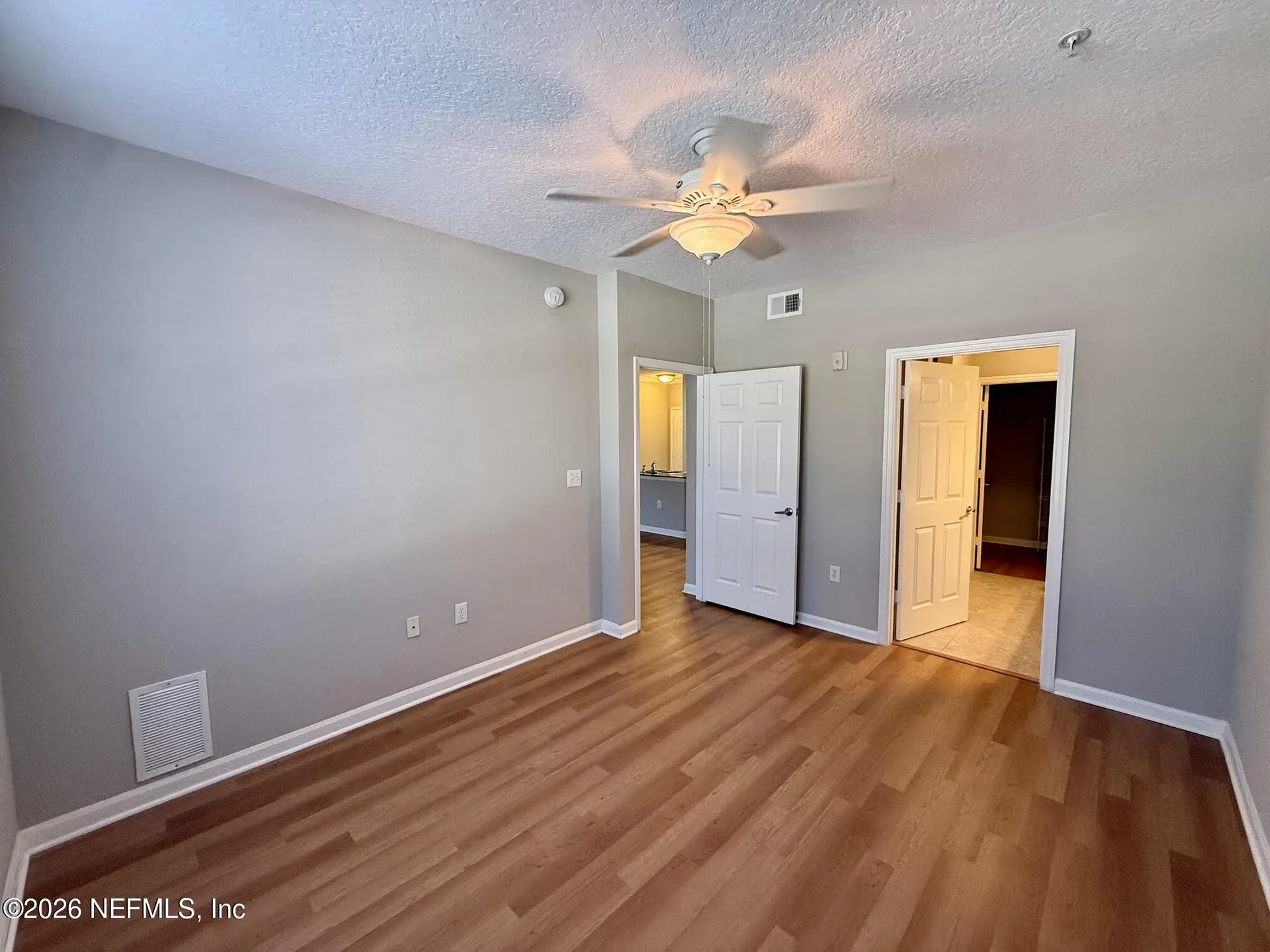 8539 Gate Parkway W Jacksonville FL 32216