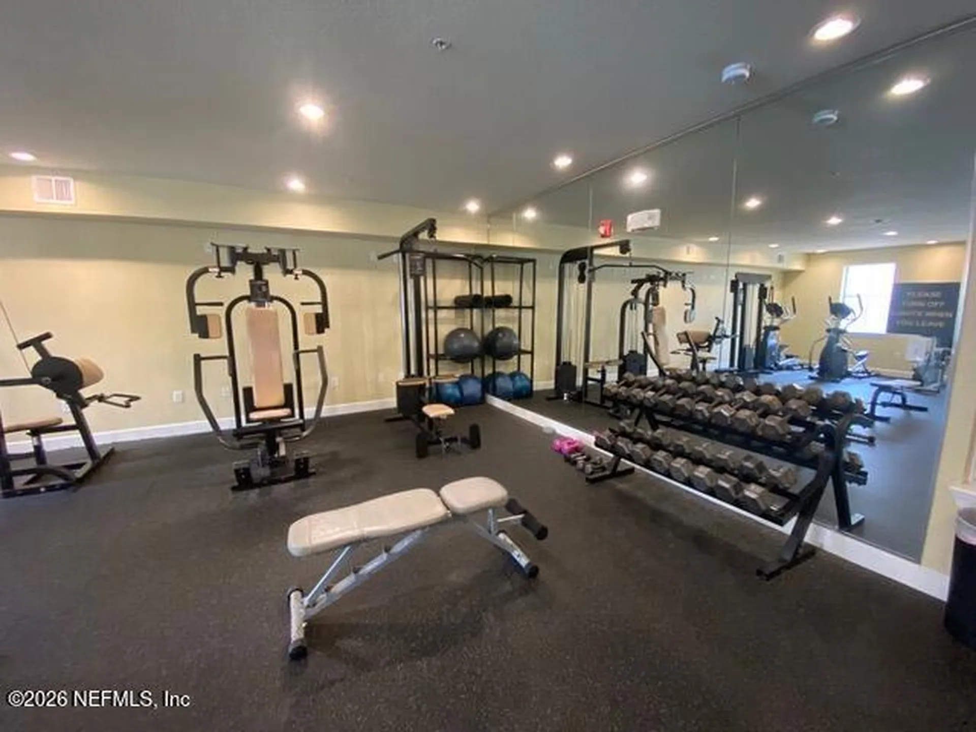 8539 Gate Parkway W Jacksonville FL 32216