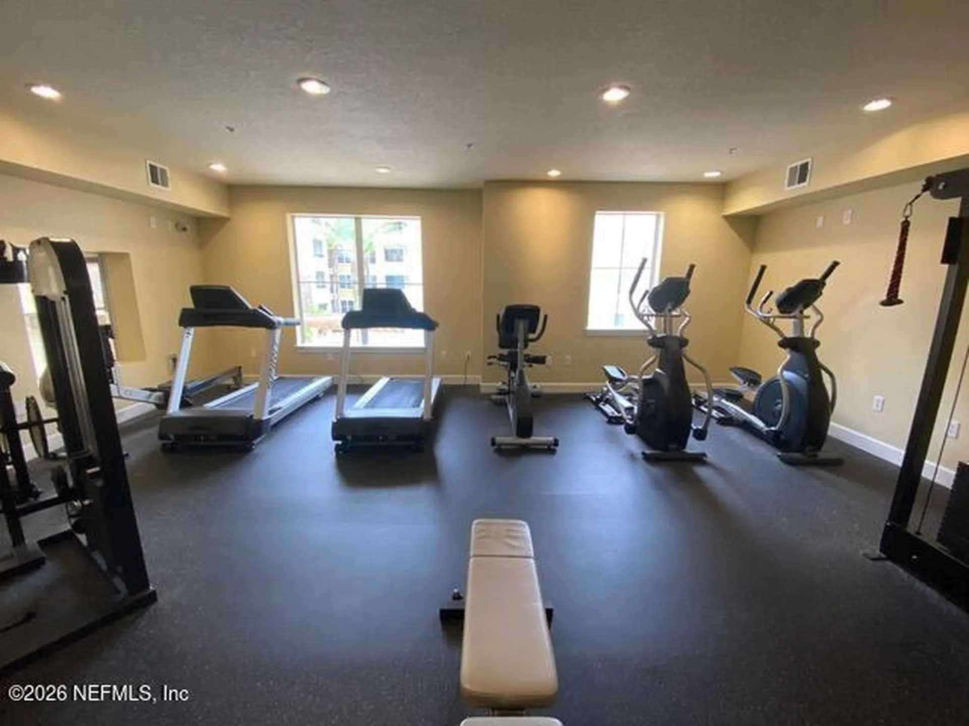 8539 Gate Parkway W Jacksonville FL 32216