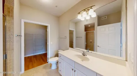 8539 Gate Parkway W Jacksonville FL 32216
