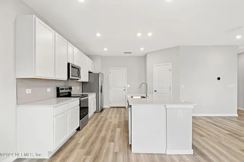 14710 Cashew Avenue Jacksonville FL 32218