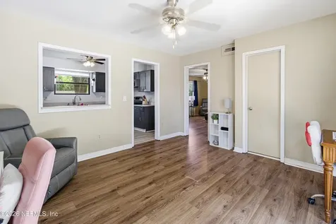 837 Leonie Circle Jacksonville FL 32211