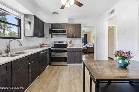 837 Leonie Circle Jacksonville FL 32211