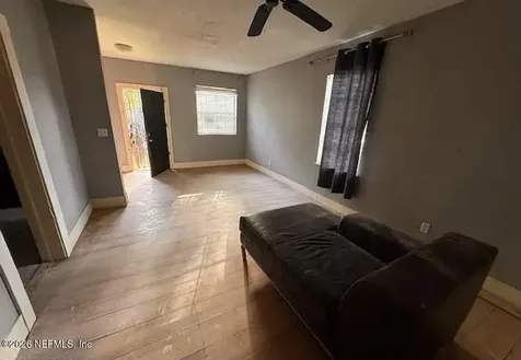 2916 Pearce Street Jacksonville FL 32209
