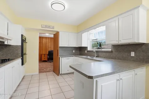 1426 Glengarry Road Jacksonville FL 32207
