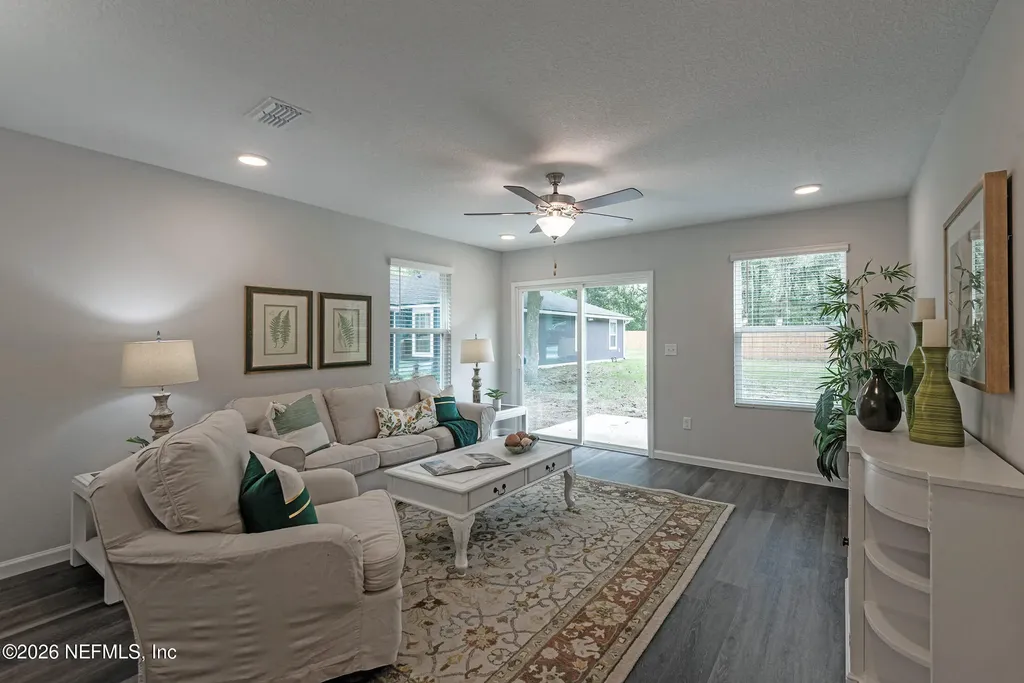 8639 Crystalline Lane Jacksonville FL 32221