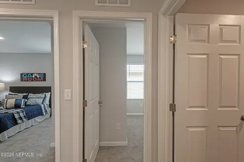 8639 Crystalline Lane Jacksonville FL 32221