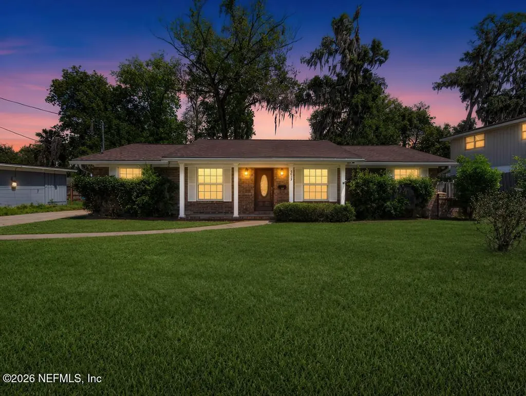 5439 Contina Avenue Jacksonville FL 32277