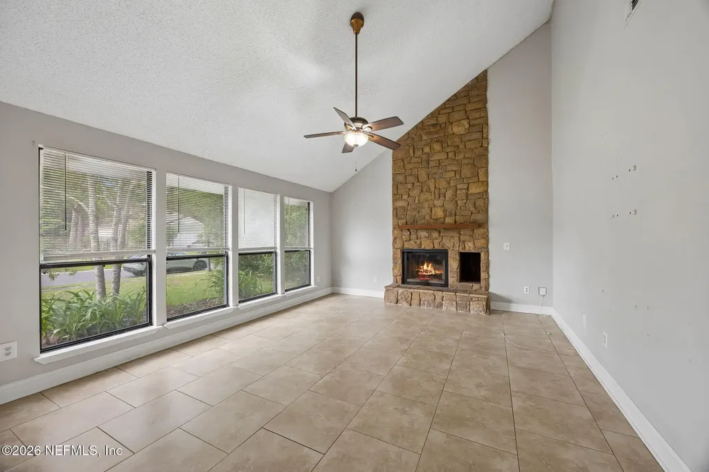 6817 Coralberry Lane S Jacksonville FL 32244