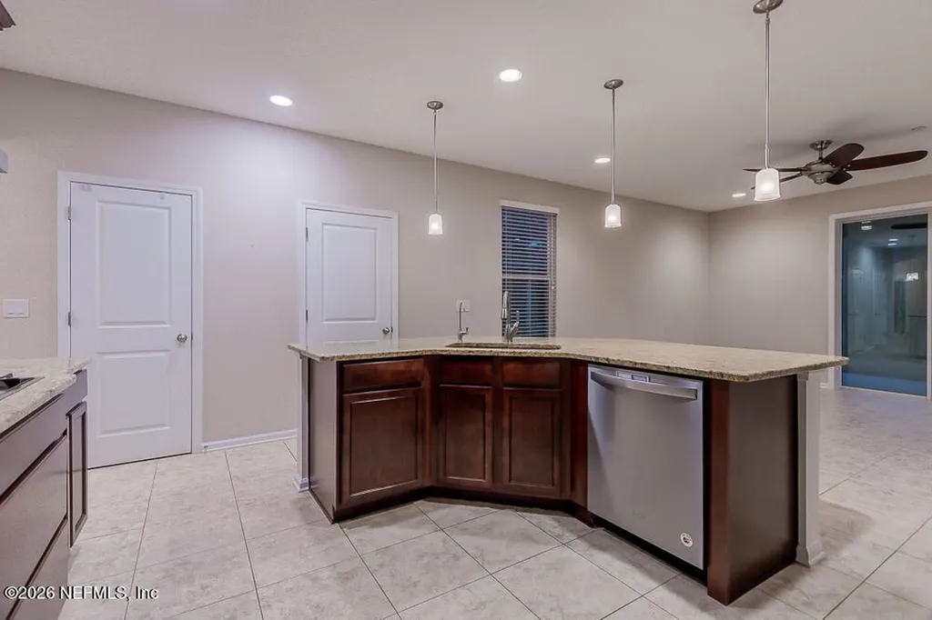 102 Magnolia Creek Walk Ponte Vedra FL 32081