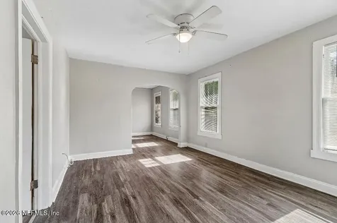 2536 Lowell Avenue Jacksonville FL 32254