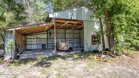 17824 NE 143rd Terrace Waldo FL 32694