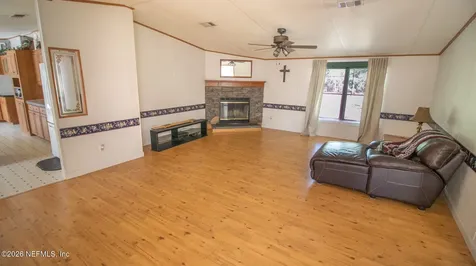 17824 NE 143rd Terrace Waldo FL 32694