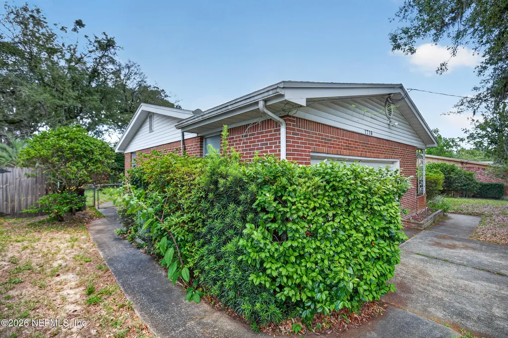 1719 Whitman Street Jacksonville FL 32210