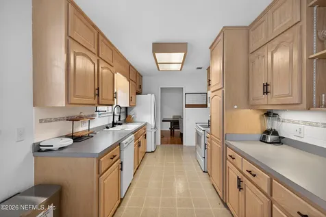 1719 Whitman Street Jacksonville FL 32210