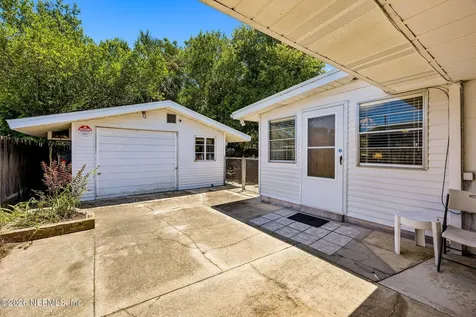 6818 Merrill Court Jacksonville FL 32211