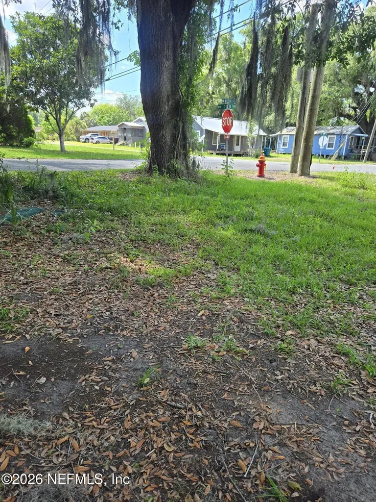 609 NW Dixie Avenue Lake City FL 32055