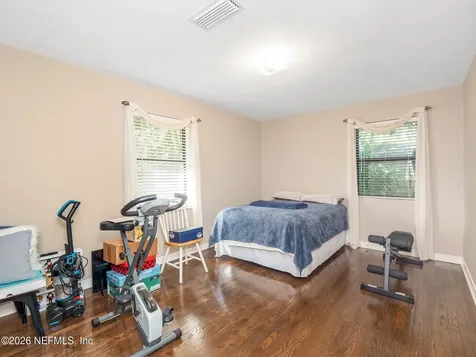 5911 Hyde Park Circle Jacksonville FL 32210