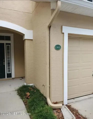 5260 Collins Road Jacksonville FL 32244