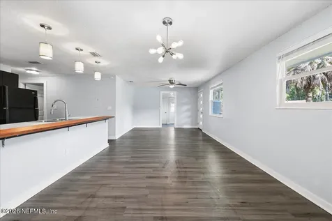 5068 Andrew Robinson Drive Jacksonville FL 32209