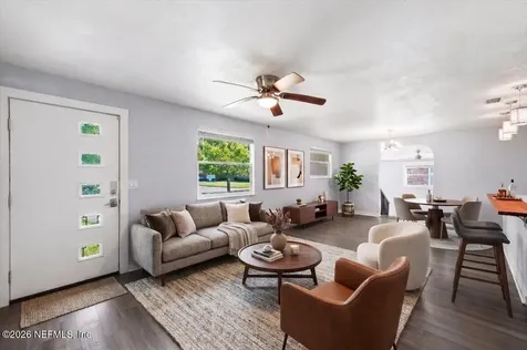 5068 Andrew Robinson Drive Jacksonville FL 32209