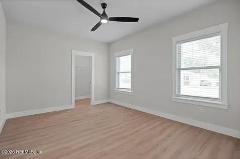 4524 Pinewood Avenue Jacksonville FL 32207