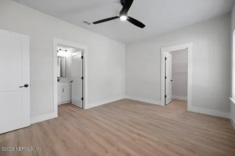 4524 Pinewood Avenue Jacksonville FL 32207