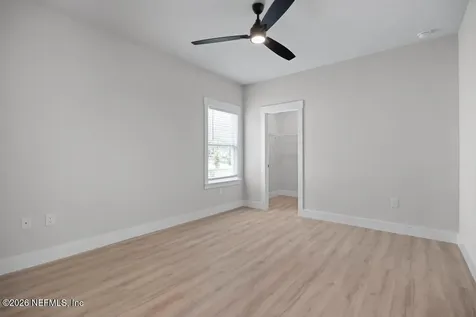 4524 Pinewood Avenue Jacksonville FL 32207