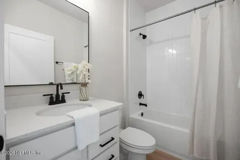 4524 Pinewood Avenue Jacksonville FL 32207