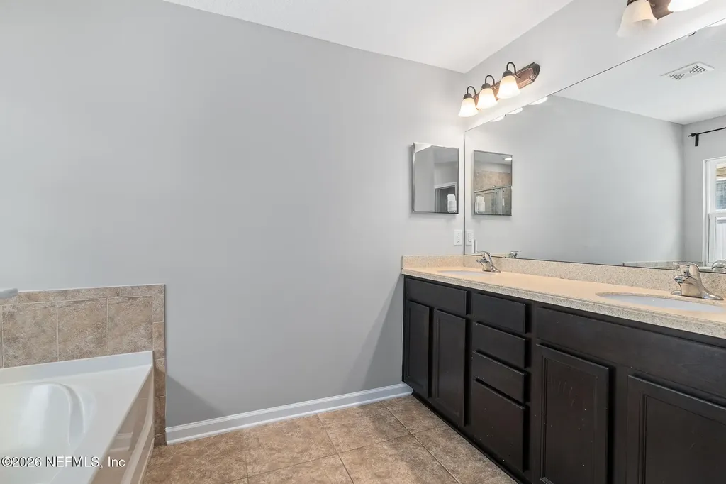 1242 Royal Dornoch Drive Jacksonville FL 32221