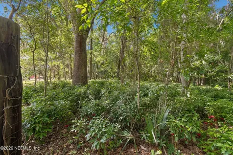 1901 State Road 13 N St. Johns FL 32259