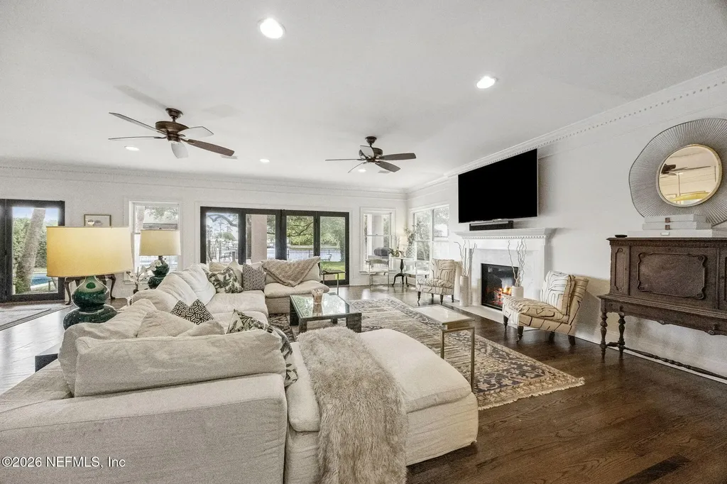 4273 Venetia Boulevard Jacksonville FL 32210