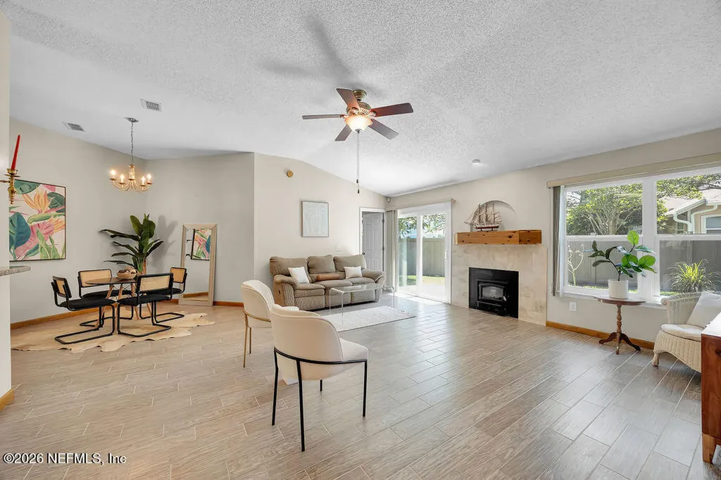 948 Chapeltown Circle N Jacksonville FL 32225